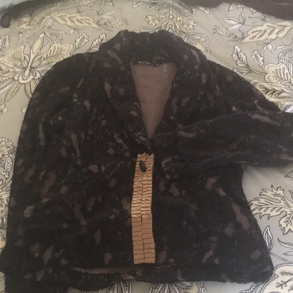 Blazer - Picture 6 of 7